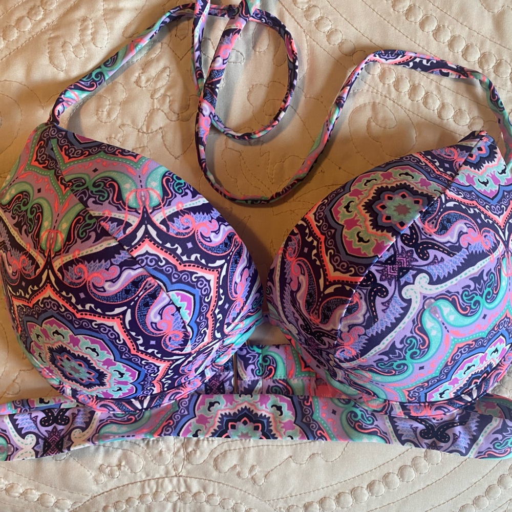 Victoria secret bikini top 36D